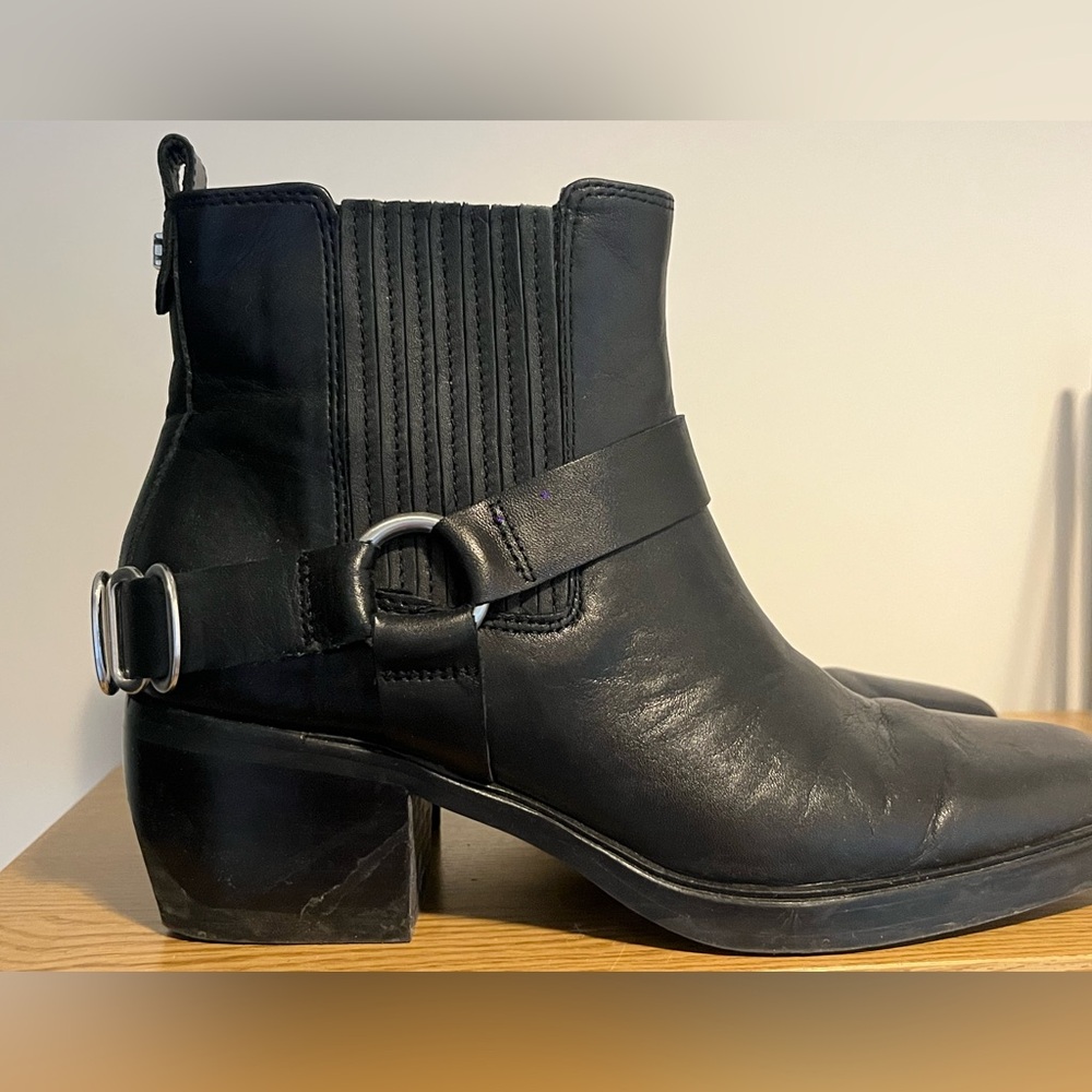 Sam Edelman Black Ankle moto Boots